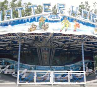 Der Luna-Park bei Tag und Nacht