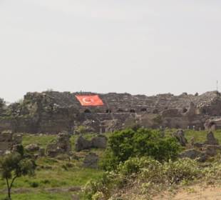Amphitheater auf dem Weg zum Strand