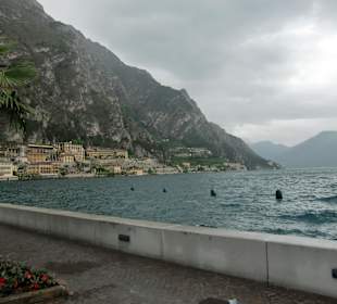 Ufer in Limone