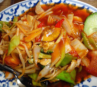 Gemüse in süß-saurer Sauce