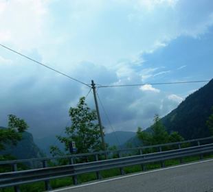 Den Plöckenpass runter