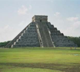 Die große Pyramide des Kukulcan