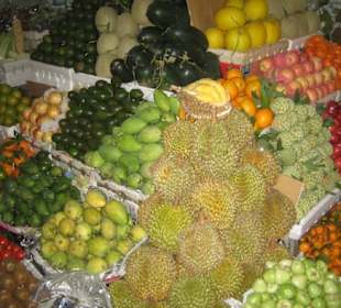 Obst und Gemüse auf dem Ben-Thanh-Markt