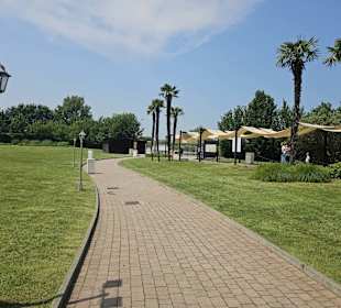 Sealife Aquarium  210-214 Außenbereich