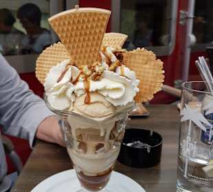 Café Waffel & Werksverkauf