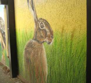 Wunderschöne Mauerbemalungen