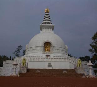 Stupa Wiswa Santi