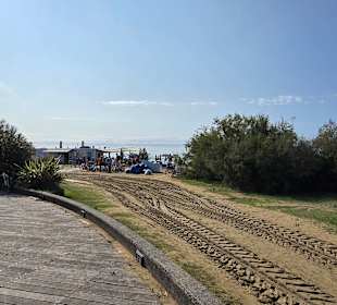 Zum Strand hin