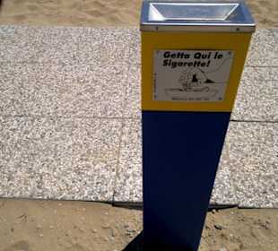 Strandaschenbecher alle 10 Meter