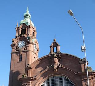 Beim Hauptbahnhof von Wiesbaden
