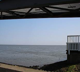 Blick in das Fahrwasser der Elbe