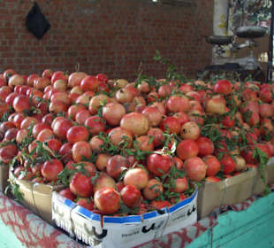 Granatapfel  das kg für nur 5 LE ( 60 Cent )