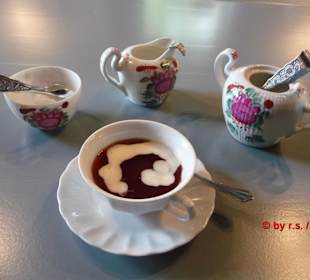 Das verzierte Teeservice