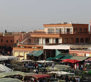 Platz der Gaukler vom Le Grand Balcon Cafe Glacier