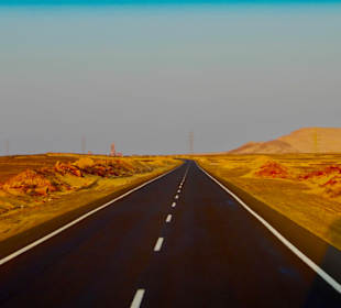 Kerzengerade geht's nach Abu Simbel