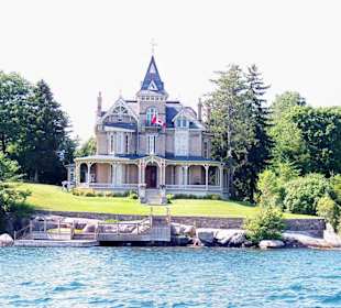One of Thousand Islands - Villa