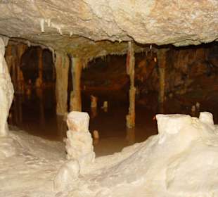 Höhle