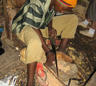 Schnitzerdorf Mombasa