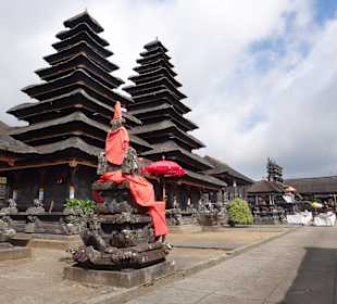 Muttertempel Pura Besakih - Pasar Agung