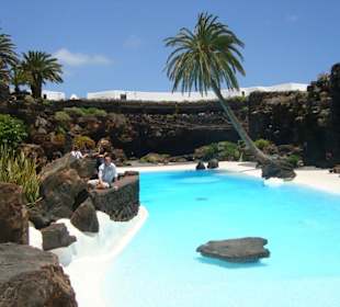 Jaskinia wodna/ morska