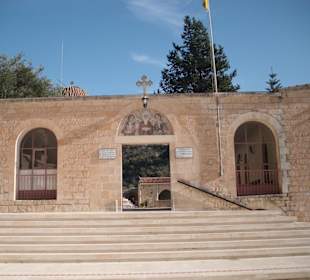 Durchgang zur Hauptkirche