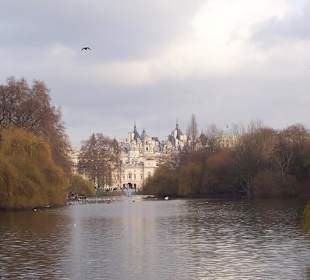Von der Brücke vom Buckingham Palace