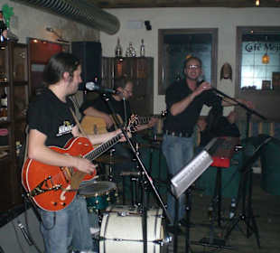 Fonzies Live im Cafe Mojito Bruneck