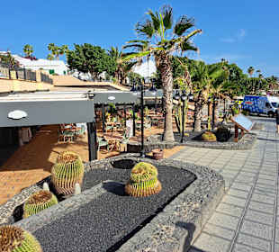 Strandpromenade Costa Teguise