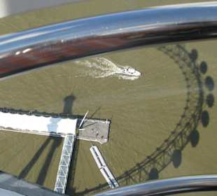 Das Schattenbild von London EYE