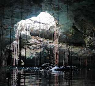 Cenote Calavera