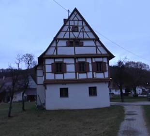 Spielplatz Wanderparkplatz Indelhausen