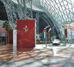 Eingang zum Freefalltower