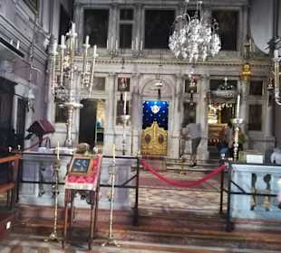 Blick in die Kirche St.Spiridon