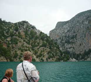 Blick auf die Berge/Felsen