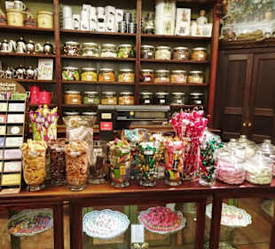 Rundgang durch die Compagnie Coloniale