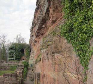 Schöne Burgruine Drachenfels