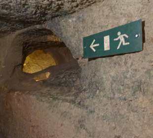 In den Katakomben unterwegs