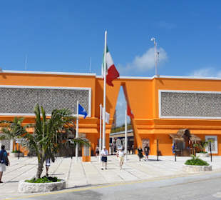 Eingang zum Shopping -Center