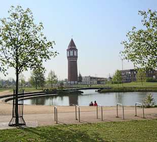 Hohnhorstpark mit Wasserturm
