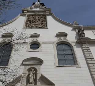 Ehemalige Klosterkirche & Kloster zum Heiligen Gra