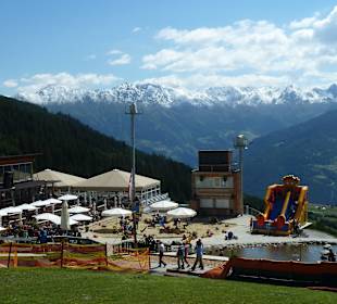 Möseralm mit Blick in die Berge