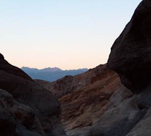 Il Mosaic Canyon Trail