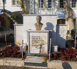 Atatürk Denkmal