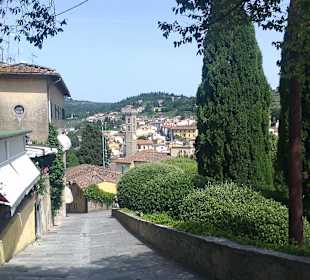 Skvělý pohled na Fiesole z Via di San Francesco