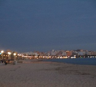 Strand am Abend im März 17