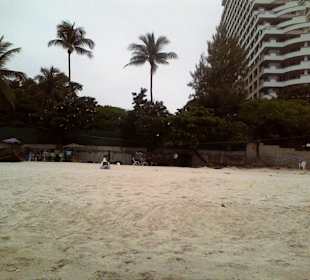 Budenbesitzer im Hintergrund