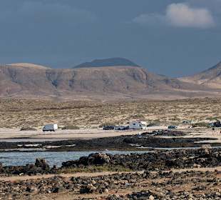 Strand hinter dem Leuchtturm 