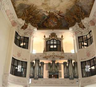 Fürstenloge in der Empore an der Westseite