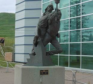 Statue zur Winterolympiade 1988