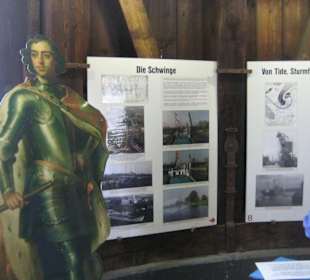 Historischer Tretkran - Infotafeln